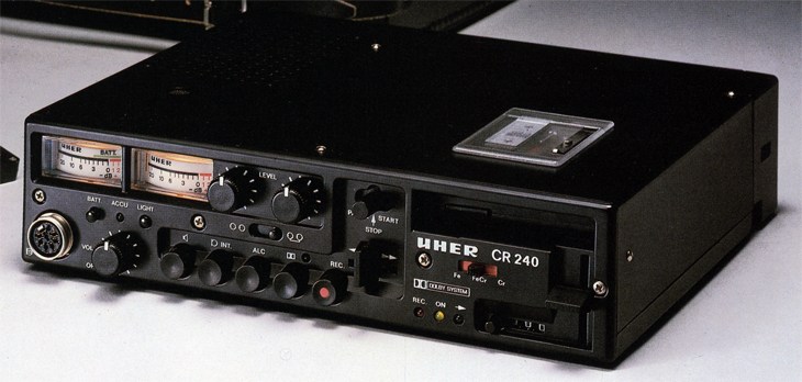 CR240 Stereoの画像